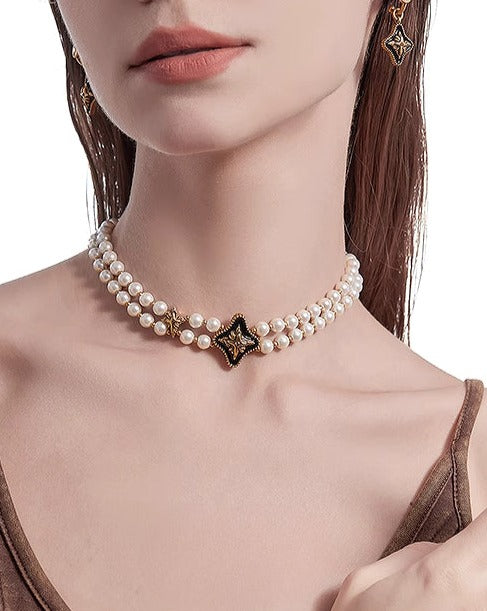 Nostalgia Retro Pearl Star Choker