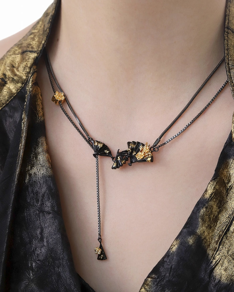 Fragrance Fan Flower Necklace 02