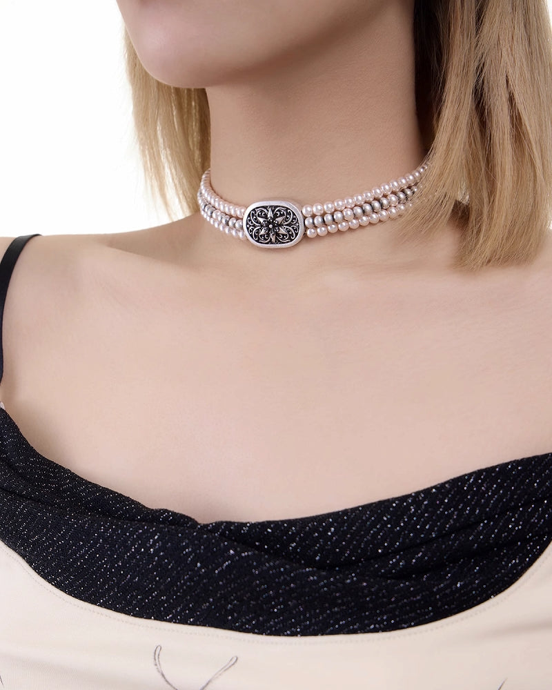 Wasteland Pearl Layer Choker