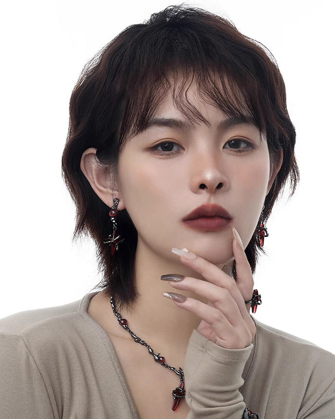 Taboo Four-pointed Star Earrings 01