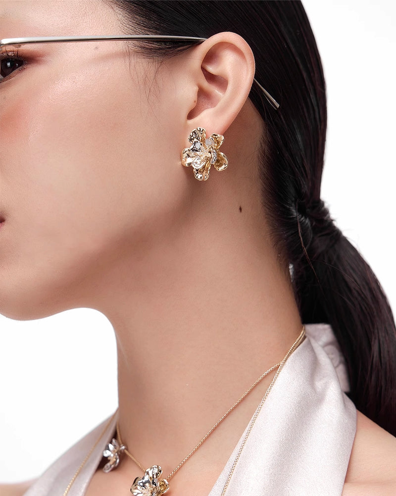 Vintage Flower Layer Earrings