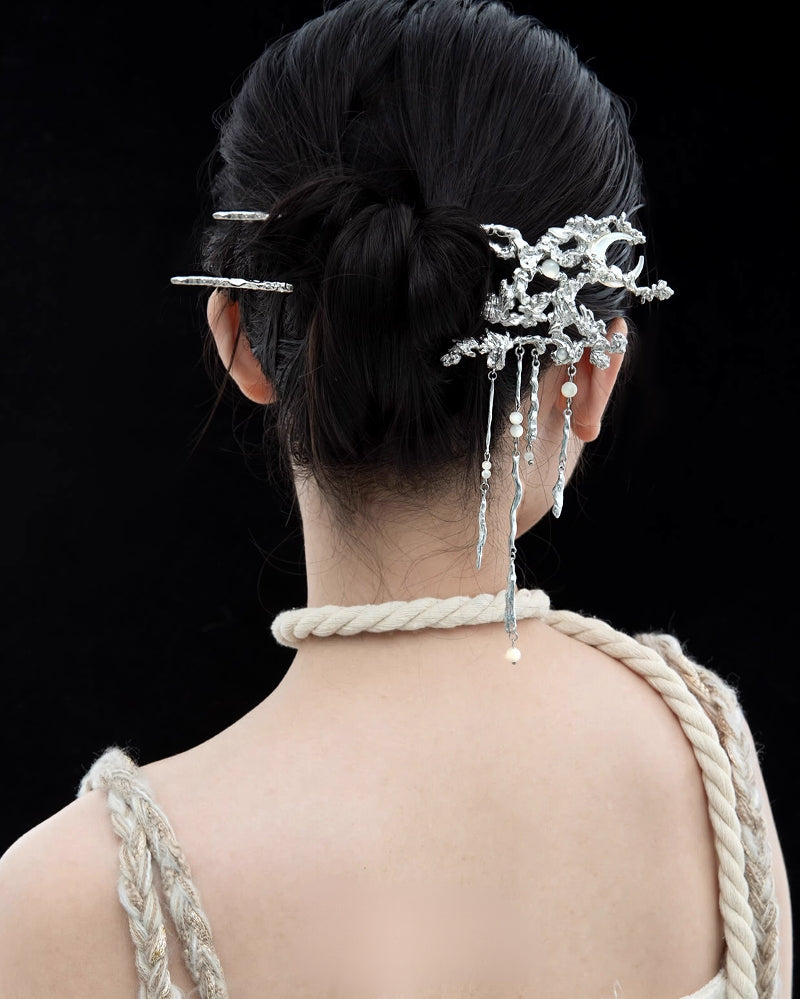 Moon Tassel Hairpin