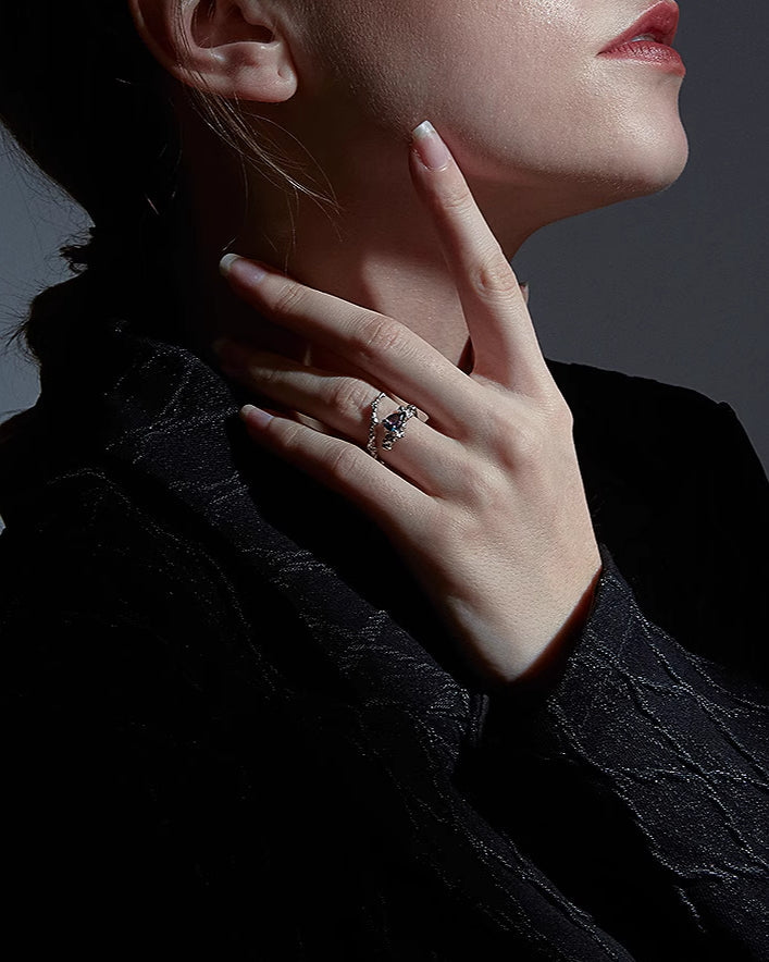 Lunar Eclipse Stone Misaligned Water Drop Ring