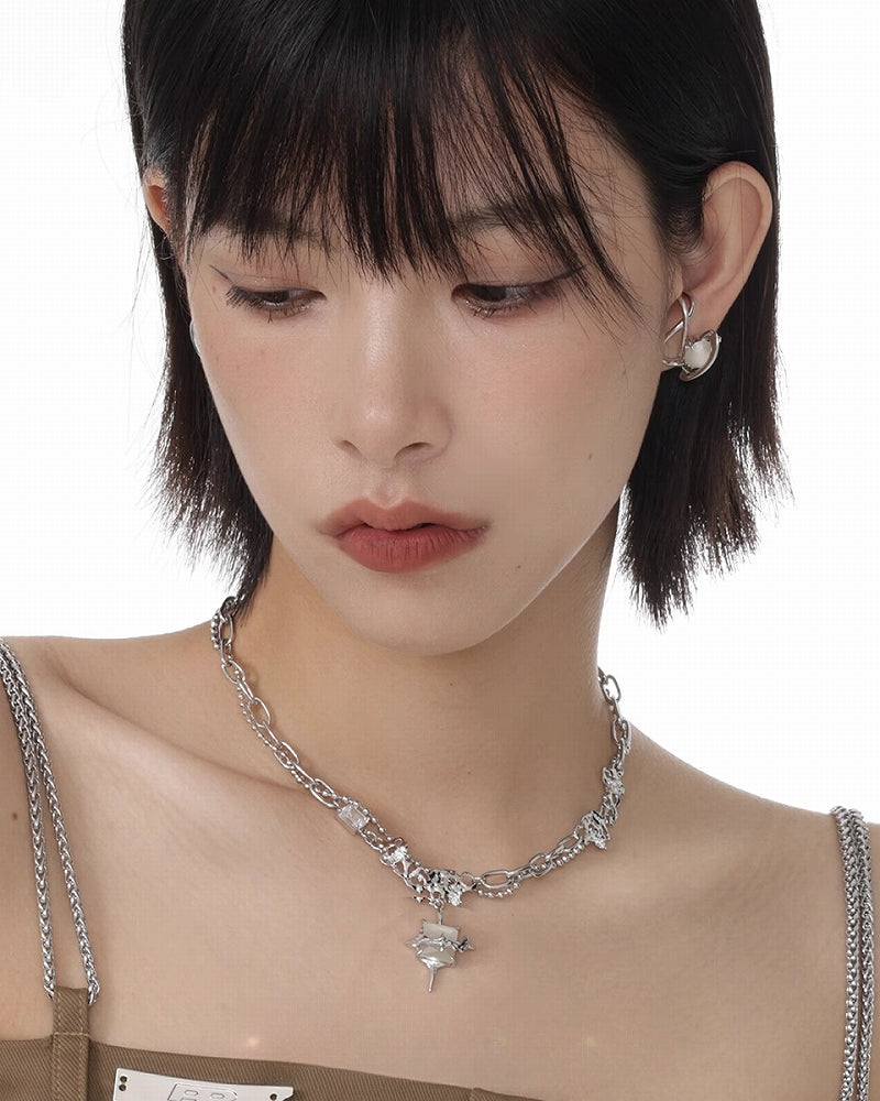 Starry Eyes Square Necklace