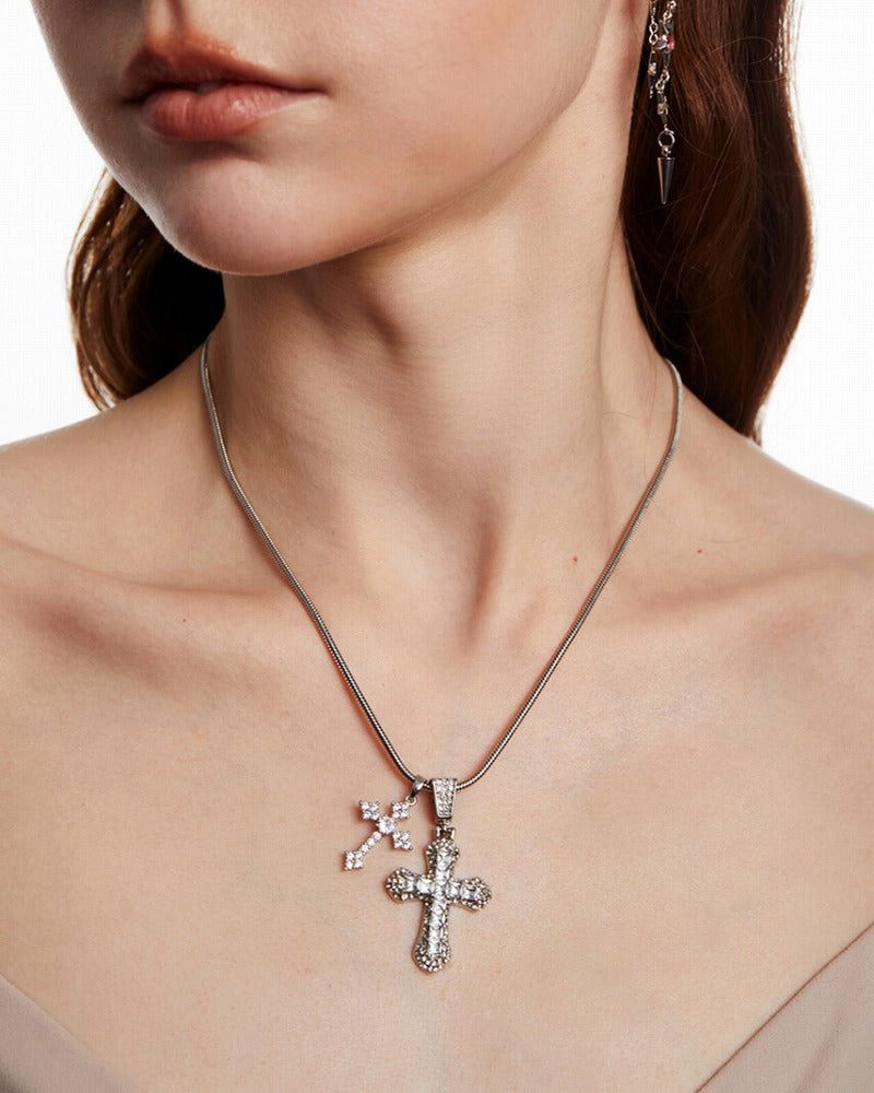 Star Trail Cross Necklace 01