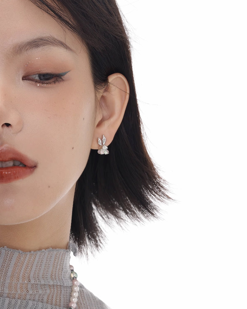 Secret Small Flower Rabbit Earrings02