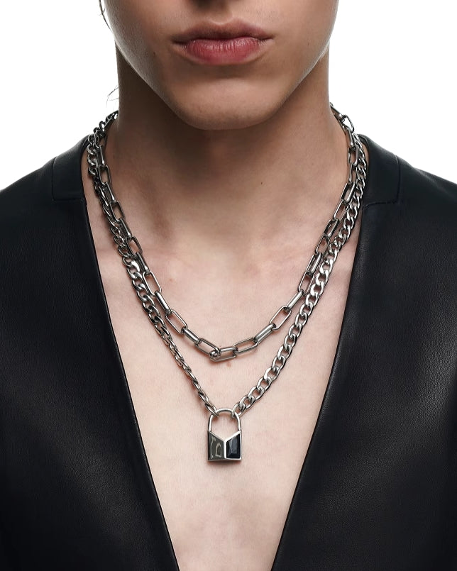 Interlock Chain Reaction Layer Necklace 01