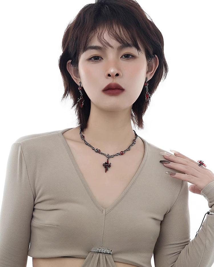 Taboo Four-pointed Star Necklace