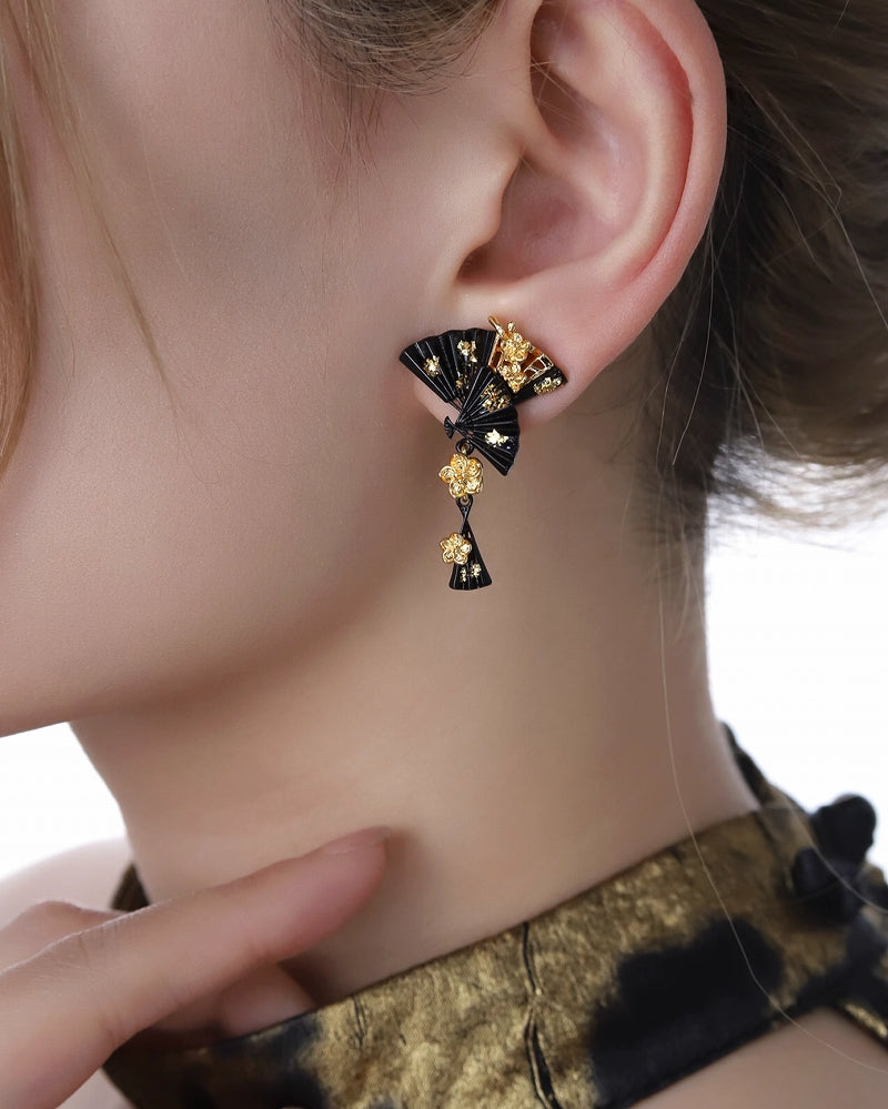 Fragrance Fan Flower Earrings 03
