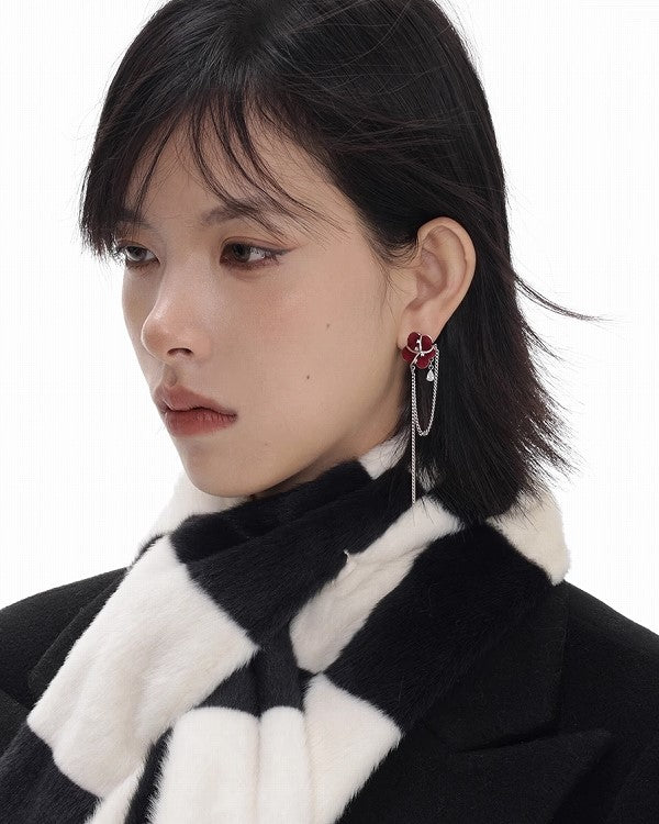 Flocking Red Queen Tassel Earrings