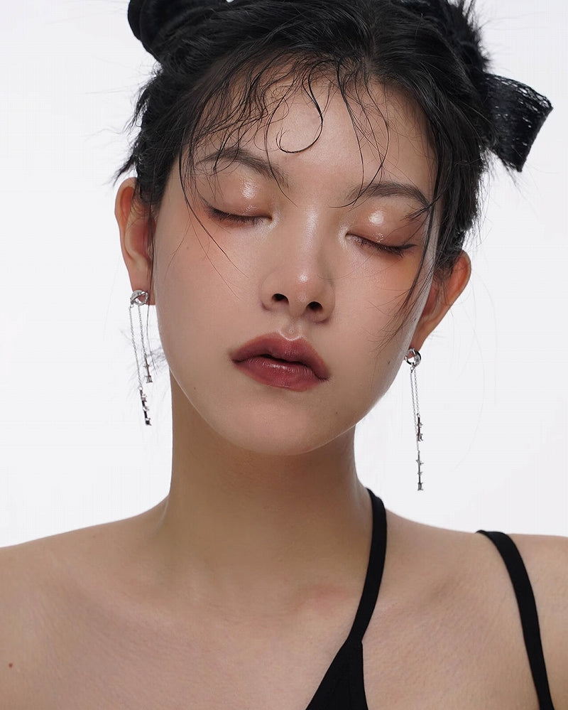 Whip Moss Mans Star Tassel Earrings
