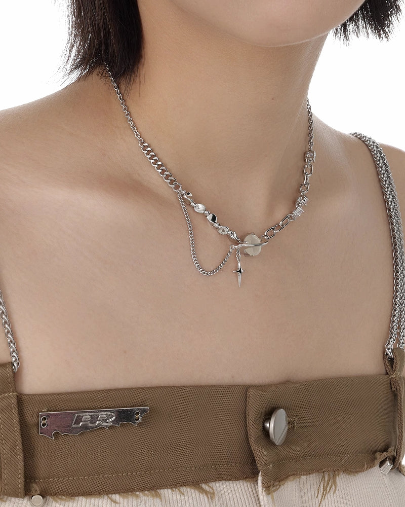 Starry Eyes Circle Necklace