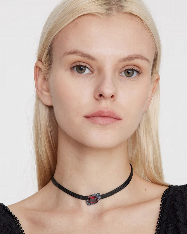 Secret Garden Rose Choker