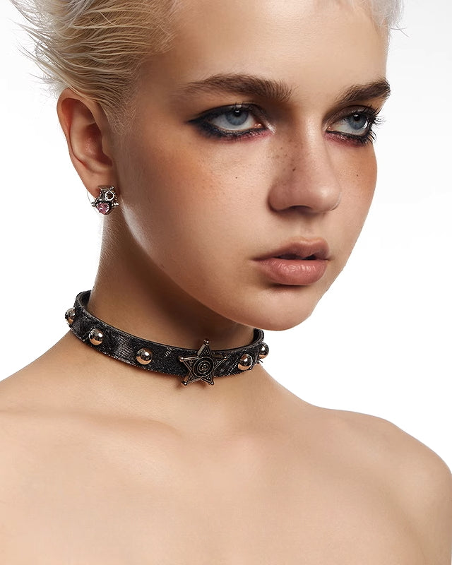 Star Snake Black Button Choker