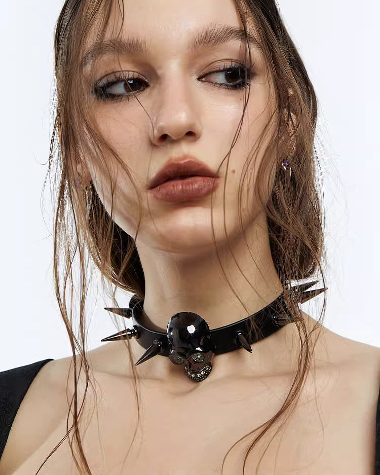 Evil Girl Dark Skull Choker
