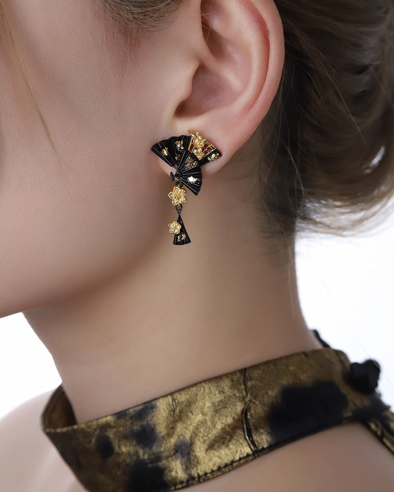 Fragrance Fan Flower Earrings 03