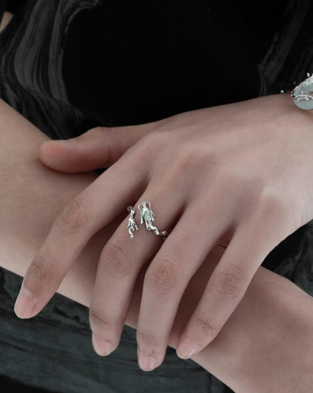 Wandering Dragon Ring