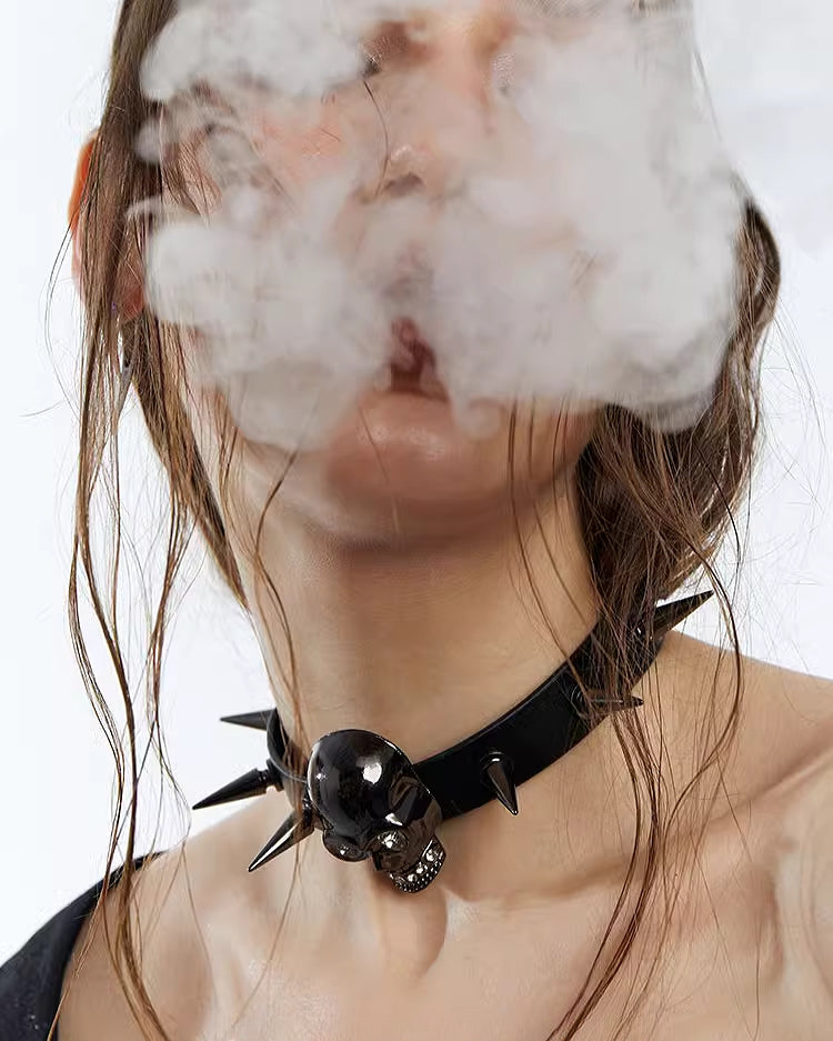 Evil Girl Dark Skull Choker