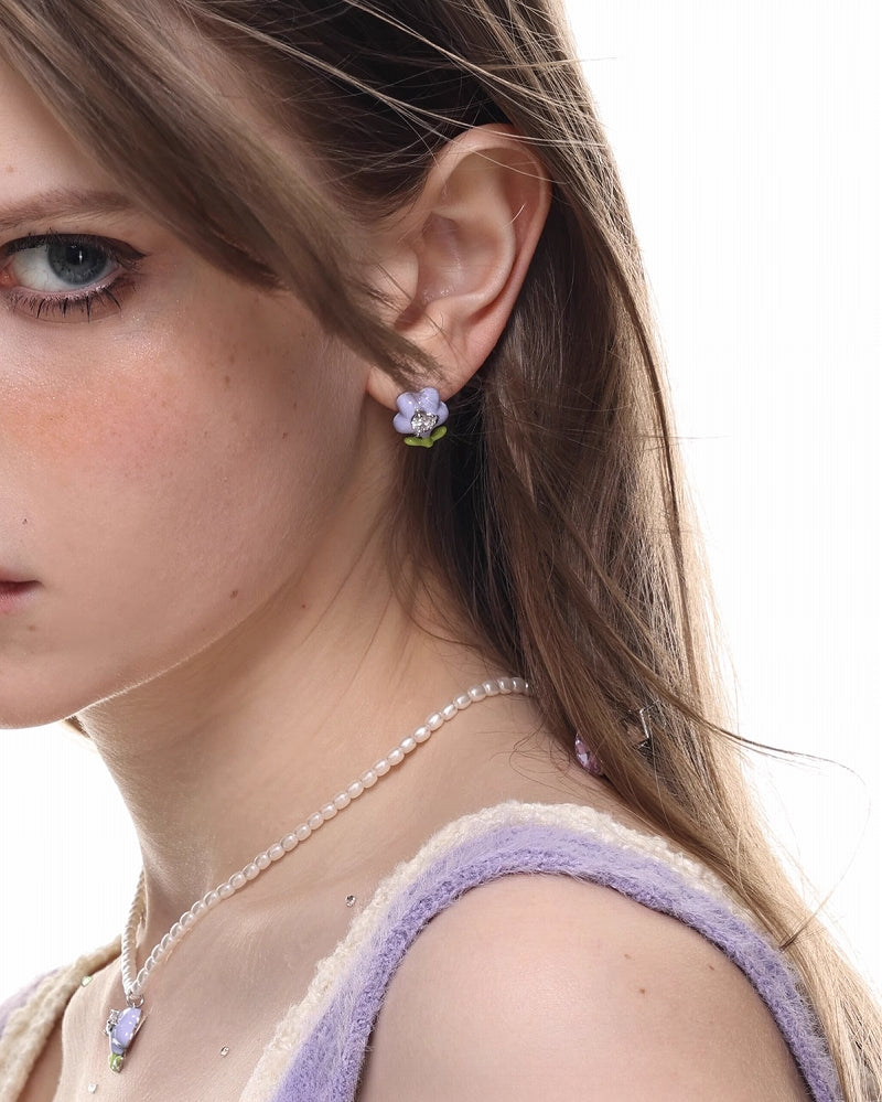 Cream Tulip Pierce