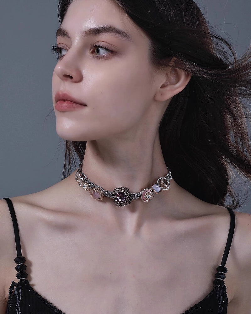 Baroque Retro Buttons Choker