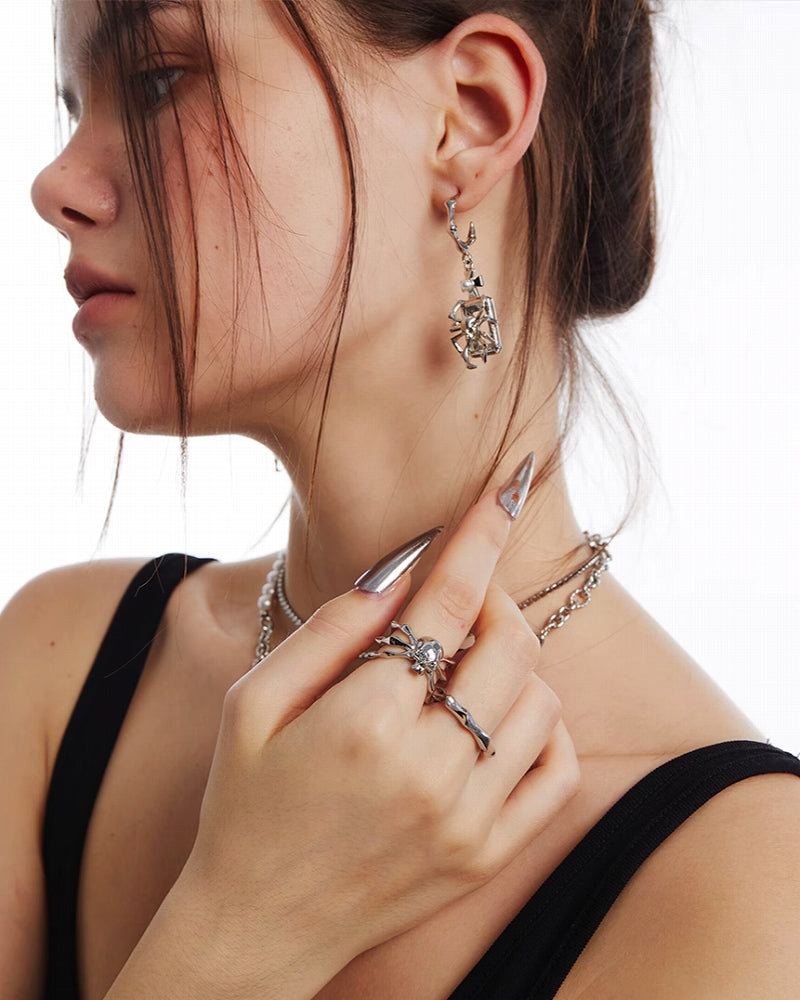 Hunting Spider Skull Open Ring 02