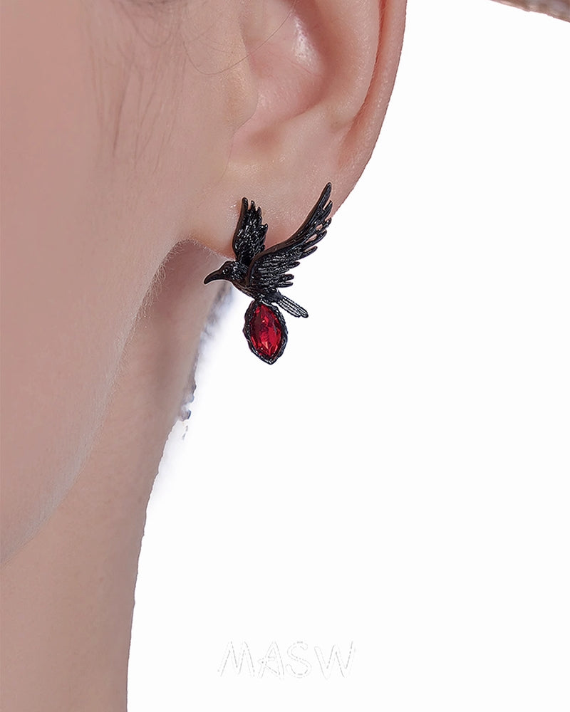 Thorn Dark Crow Earrings 01