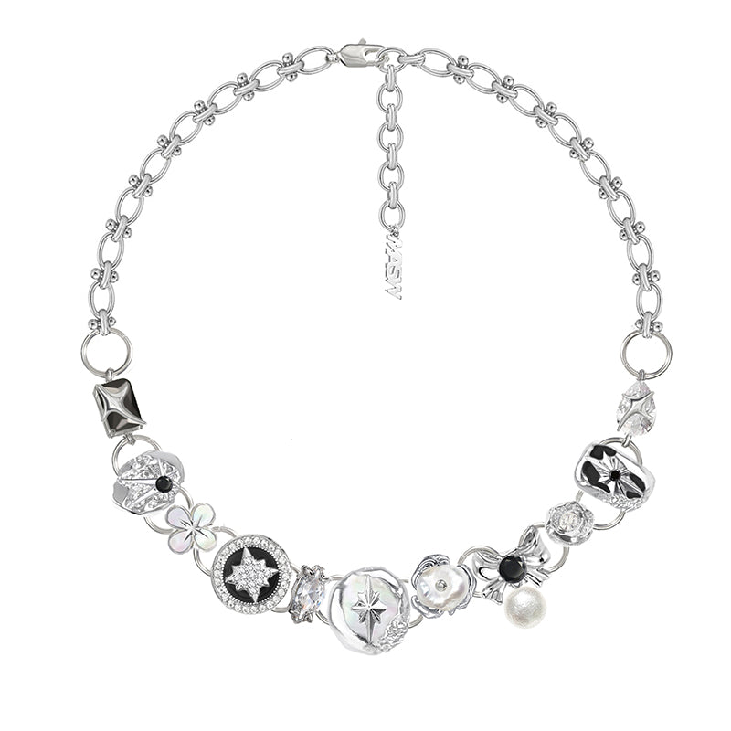 Basic Retro Interlocking Necklace